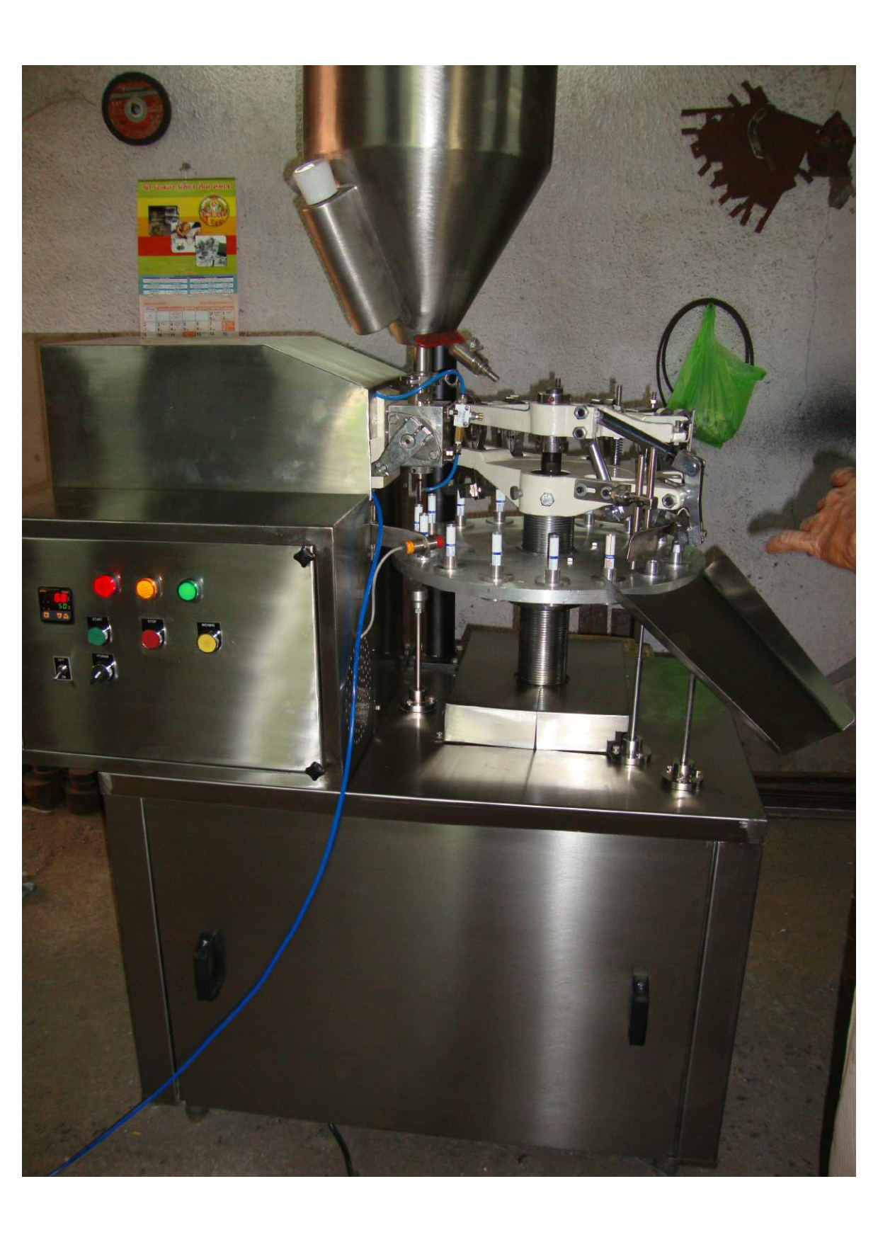 Semi-Automatic Metal Tube Filling And Sealing Machine